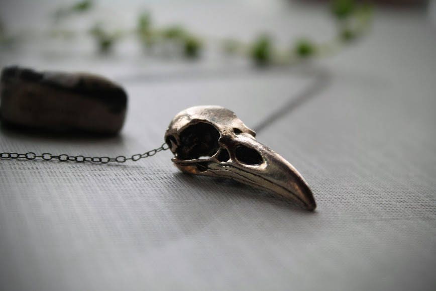 Ginger Snaps Movie Bird Skull Necklace Crow Pendant Goth 