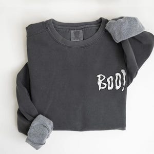 Embroidered Comfort Colors® Boo Sweatshirt Halloween Crewneck Halloween Embroidered Sweatshirt Spooky Season Autumn Shirt Cozy Fall Sweaters