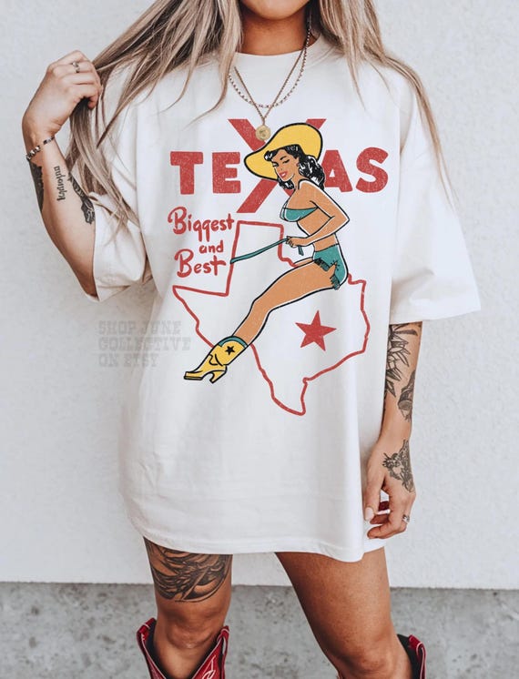 Vintage Texas Shirt UNISEX Comfort Colors® Texas Cowgirl Shirt Texas Map Tee Wild West USA Retro Pin Up Cowgirl 90s Grunge Rodeo Western Tee