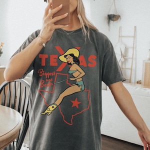 Vintage Texas shirt UNISEX Comfort Colors® Texas cowgirl shirt Texas kaart Tee Wild West USA retro pin-up cowgirl jaren 90 grunge rodeo western shirt Pepper