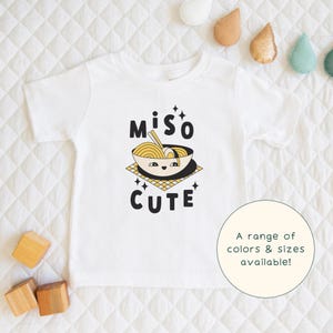 Miso Cute | Cute Children&#39;s T-Shirt Miso Soup Ramen Noodle Foodie Themed Gift For Kids & Asian-Food Lover Short Sleeve Cute Baby Onesie®