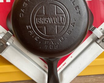 Vintage GRISWOLD Gusseisen SKILLET Bratpfanne Nr. 2 großes Blocklogo VHTF komplett restauriert