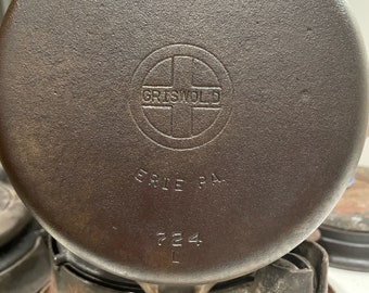 Fully Restored Griswold No. 5 Erie PA. Small Block Logo Grooved Handle Cast Iron Skillet 724L - No SPIN No WOBBLE