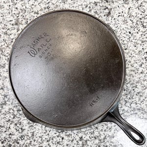 Vintage Wagner Cast Iron Skillet - Etsy