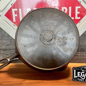 HTF! WAPAK Indian Head # 8 Cast Iron Skillet Fry Pan Expertly Restored