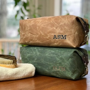 Personalized Toiletry Bag for Men, Men's Dopp Kit, Groomsmen Gift, Father's Day Gift, Made in USA image 4