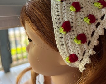 Crochet strawberry stitch bandana for 18” dolls