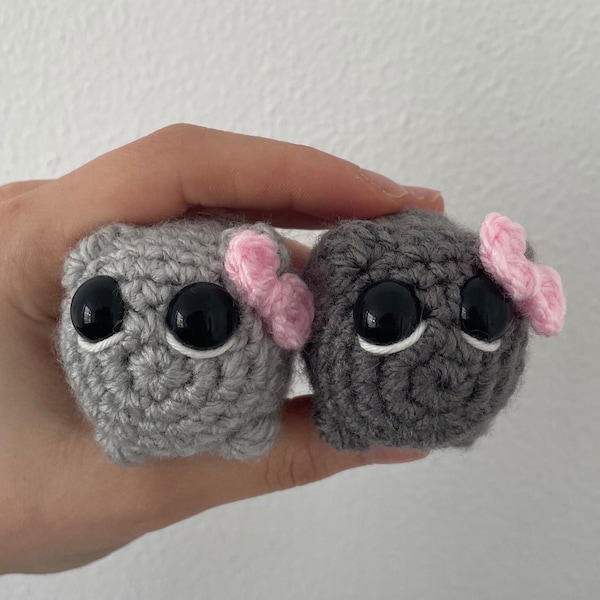 Trieste Hamster Amigurumi | Trieste Hamster Meme | TikTok Hamster | Gehaakte Hamster | Trieste Hamster | Hamster Roze Strik | Sad Hamster