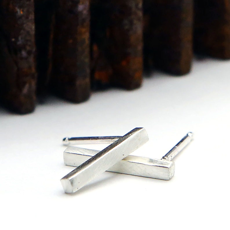 •LARGE BAR POST• silver stud earrings main image 1