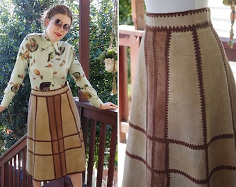 SUEDE 1960&#39;s 70&#39;s Vintage Light Tan + Brown A Line Skirt with Stitched Patchwork Pockets // size Medium // 30 32&quot; Waist // by YOUNG East