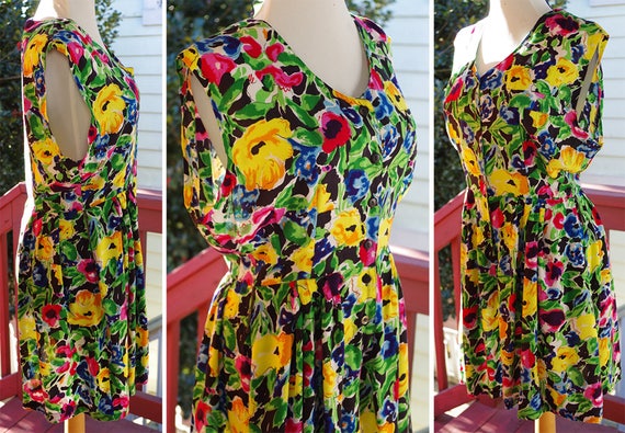 SUMMER Flowers 1990's Vintage Flirty Colorful Gre… - image 4