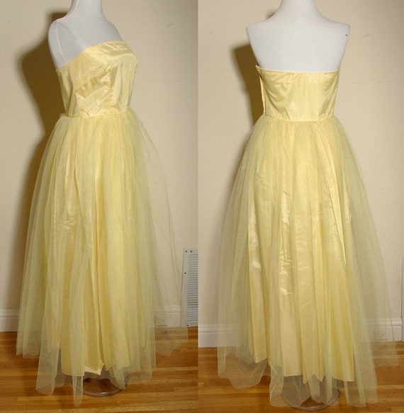 CANARY Yellow 1950's 60's Vintage Light Solid Yel… - image 1