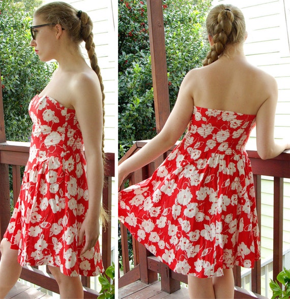 SWEETHEART 1980's does 50's Vintage Red Strapless… - image 3