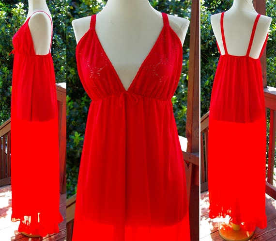 Red HOT 1960's 70's Vintage Long Bright Red Night… - image 2