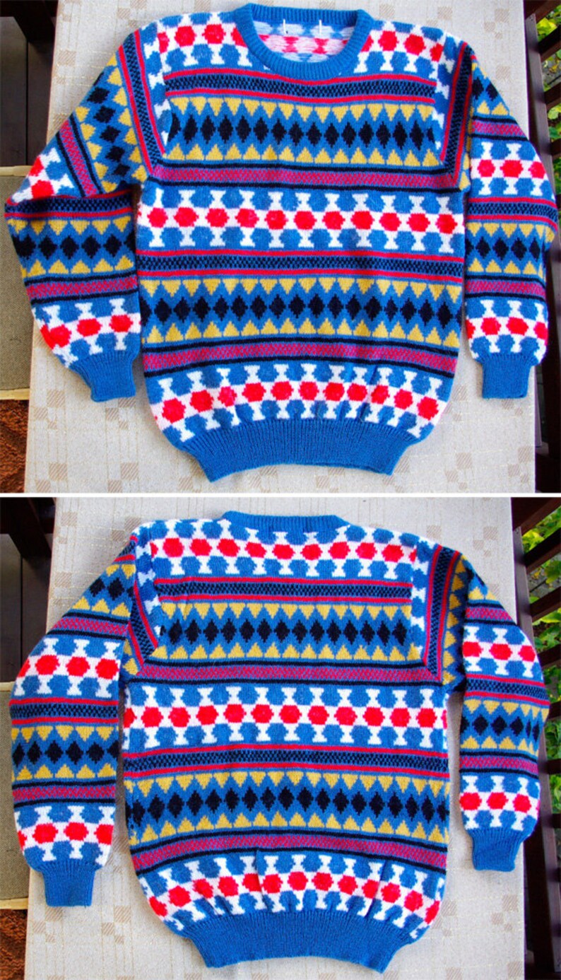 Harlequin 1980/'s 90/'s Vintage Blue Red Gold Diamond Geometric Sweater size Large