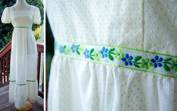 FAIRY Tale 1960's Vintage White + Green Puff Slee… - image 2