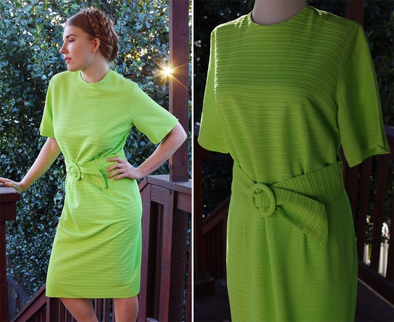 ATOMIC Green 1960's Vintage Bright Neon Green Dre… - image 1