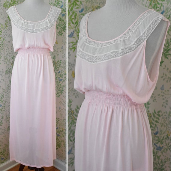 Soft PINK 1940's Vintage Delicate Long Nylon Night