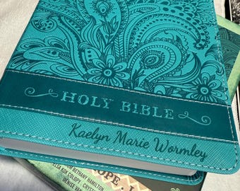 Personalized NIV Bible for Teen Girls: Growing in Faith, Hope, and Love [CARIBBEAN BLUE]