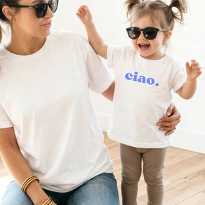 Ciao T-Shirt für Kinder Mädchen Jungs Vorne Hinten Print Cool Kid blau weiß rosa grau