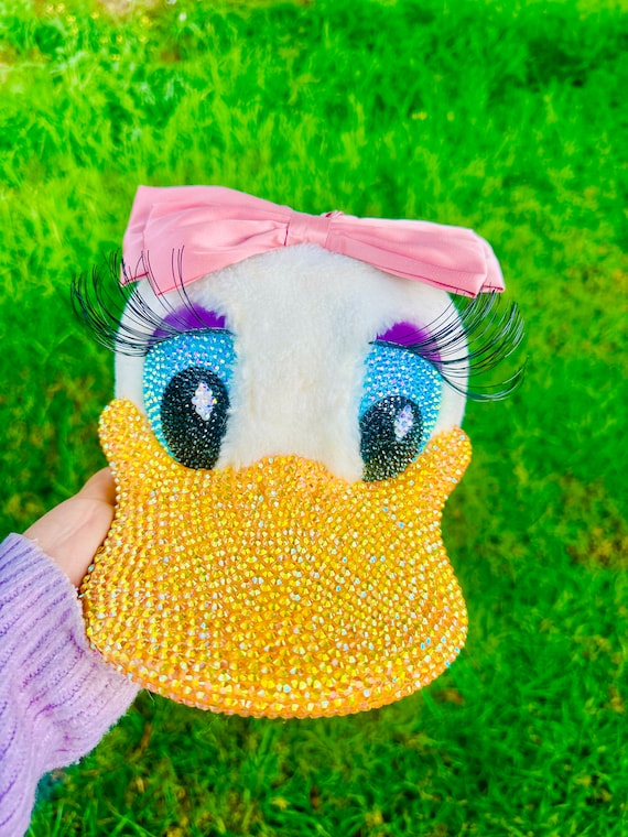 Vintage Disney World Daisy Duck hat pink bow eyelashes c1990s Disneyana Vntg Daisy Duck Disney Hat w/ Plastic Bill & Long Lashes  main image 3