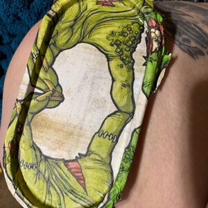 Small zombie tray