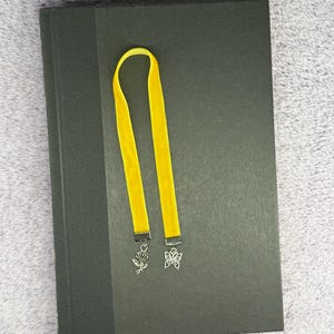 Butterfly & Flower thin velvet ribbon bookmark