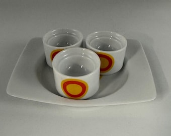 Juego de tres hueveras y plato inferior, diseño Eclipse, de Thomas (Alemania), años 70