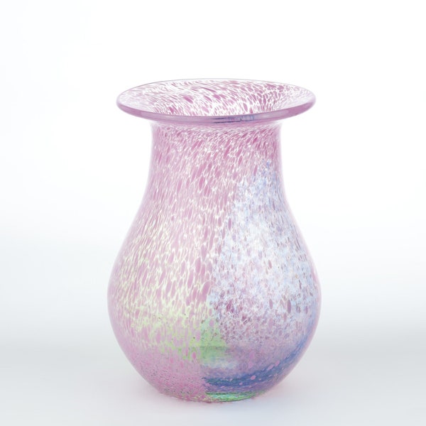 Kosta Boda (Sweden) pink spotted vase designed by Ulrica Hydman-Vallien