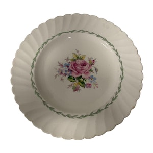 Royal Staffordshire (England) &quot;Janice&quot; dinner plate designed by Clarice Cliff