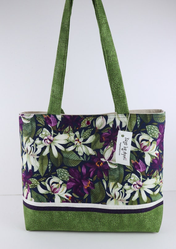 Buy Baggit Orchid Flower PVC Solid Hobo Handbag Online At Best Price @ Tata  CLiQ