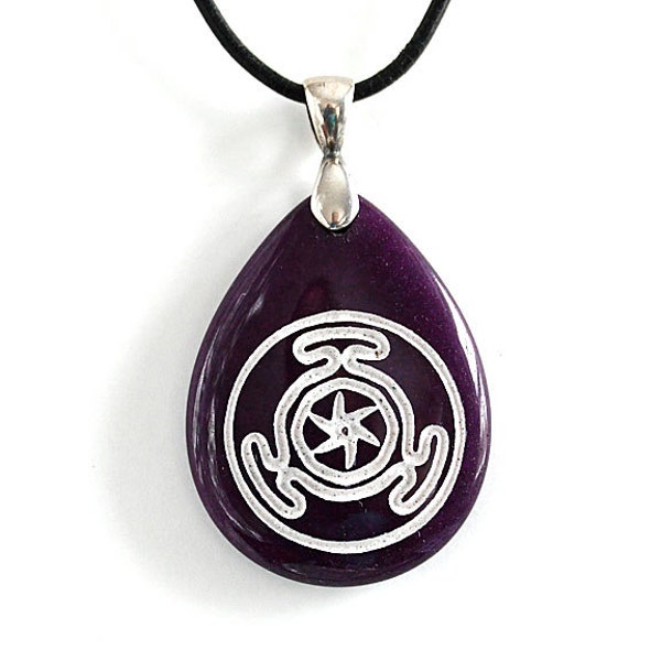 Hecates Wheel Wiccan Jewelry - Engraved Stone Pendant - Purple Dyed Jade