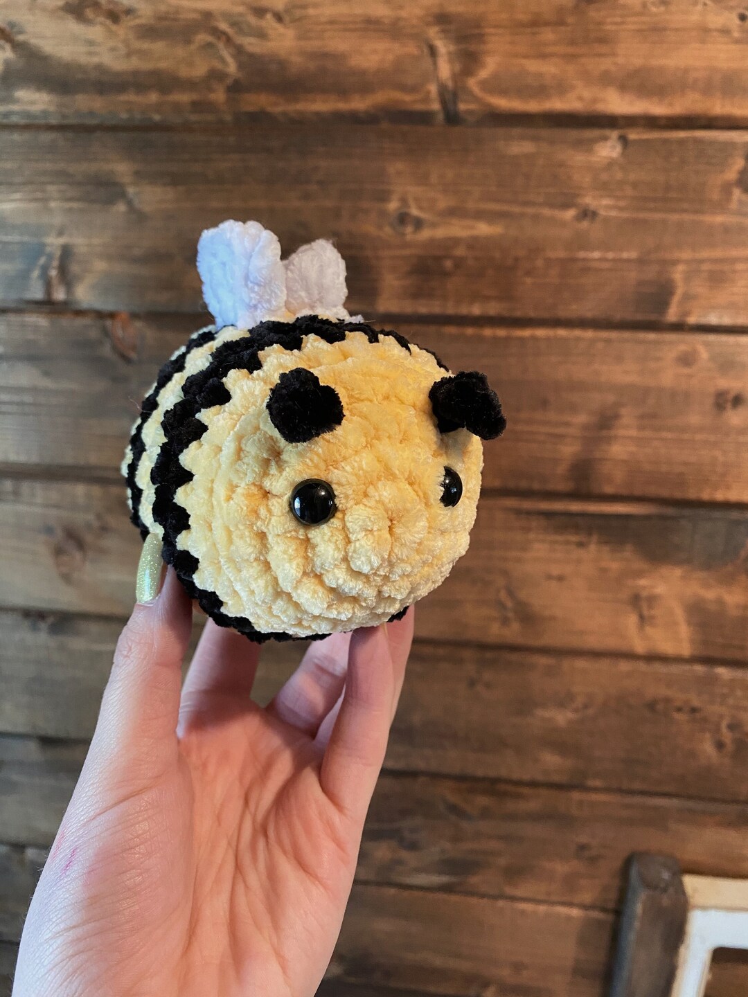 Crochet Bumblebee Plushie - Soft Amigurumi Bumblebee - Etsy