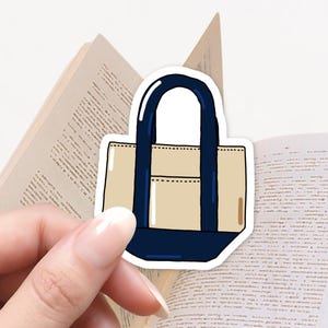 Pegatina para bolso de mano Navy Trader Joe's | Mini pegatina de vinilo para bolso de lona para amantes de la lectura, el diario, el portátil y la botella de agua