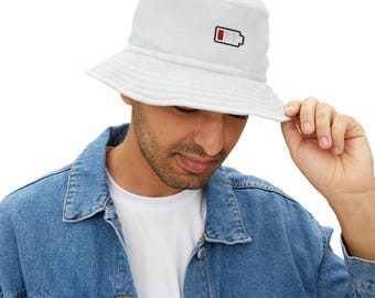 Sombrero tipo pescador con estampado de batería baja: estilo relajado y moderno