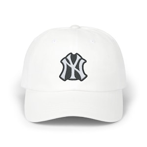 New York Yankees Cap. Classic MLB Baseball Hat, Adjustable Fit. New York Yankees Baseball Cap. Premium Quality, Iconic Design.