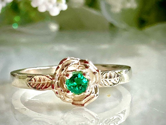 Emerald Rose Flower Design 3mm Solitaire Sterling