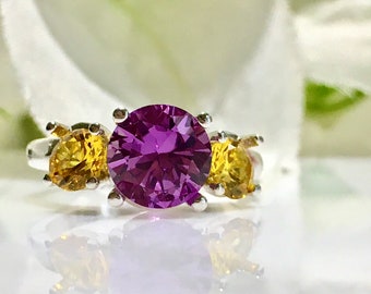 Beautiful! Alexandrite (2 ct.8mm) & Yellow Sapphires (5mm)Three Stone Ring, Engagement, Promise ring, Anniversary Ring, Holidays Gift