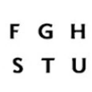 Puede incluir: Imagen en blanco y negro del alfabeto en letras may&uacute;sculas. Las letras est&aacute;n en una fuente simple, sin serif.