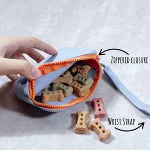 Silicone Pouch Dog Treat Bag for Pet Owner New Dog Gift Custom Pet Gift Personalized Dog Treat Holder Horse Treat Bag Pet Gift Training Aid image 2