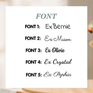 K&ouml;nnte beinhalten: Eine wei&szlig;e Karte zeigt f&uuml;nf Schriftarten: Ex Bernie, Ex Mason, Ex Olivie, Ex Crystal und Ex Pophia. Das Wort "FONT" steht oben in einer gr&uuml;nen, stilisierten Schriftart. Jede Schriftart ist nummeriert.