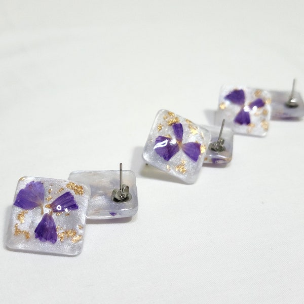 Sea Lavenders earrings, Purple Floral Earrings, Feminine and Elegant stud earrings for minimalists, daily and special events, rhombus shape