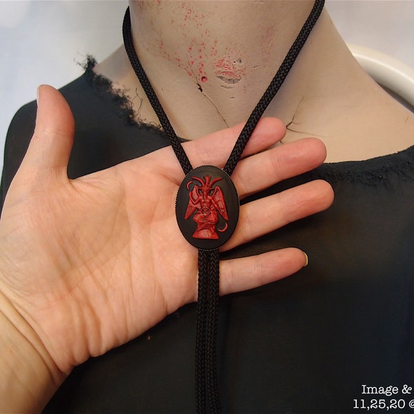 Baphomet Hombres bolo Corbata por Ugly Shyla , Satanás , 666 , Joyería satánica , Para damas también , Negro Felipe , Cabra Divina de Mendes , Cabra Sabbatic