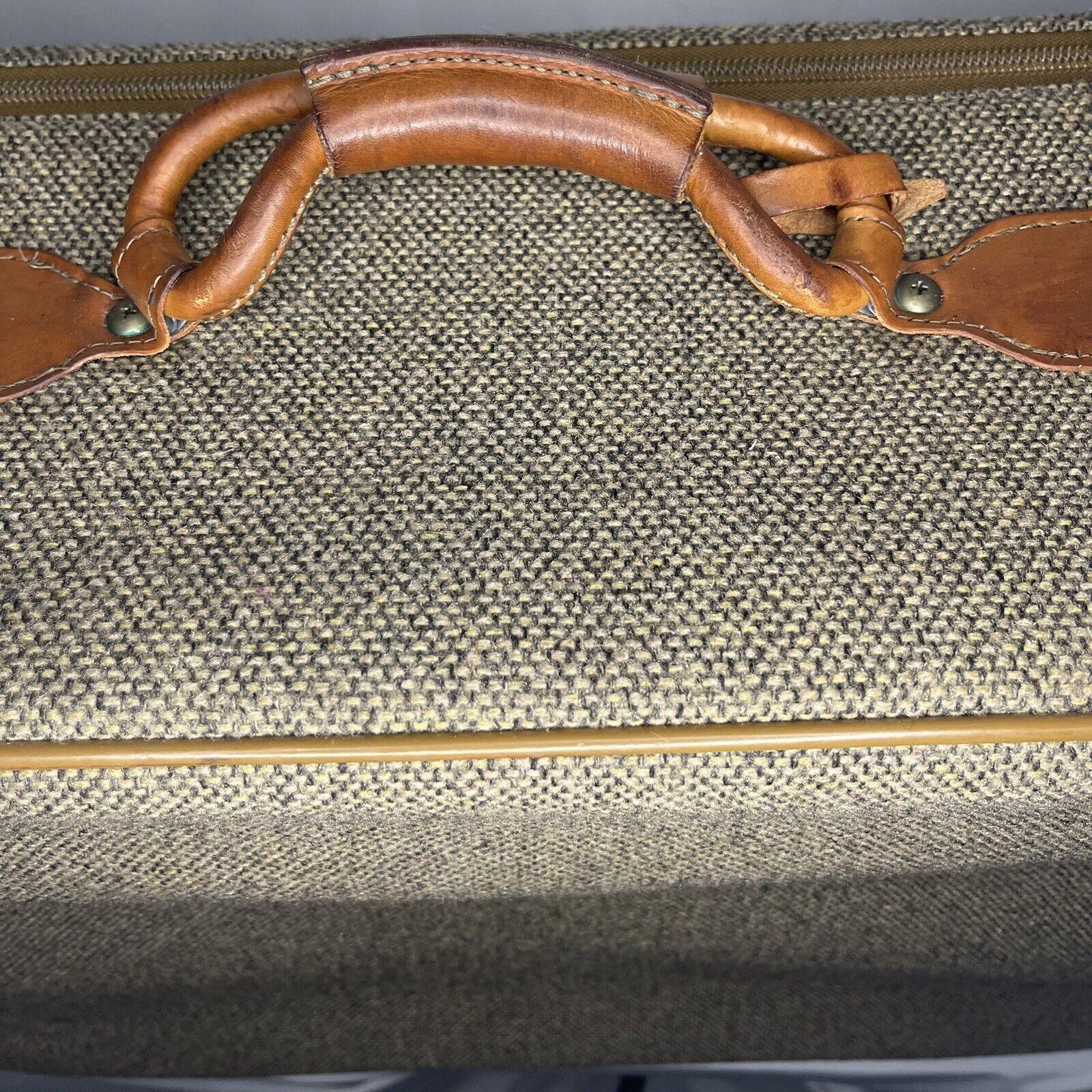 Vintage Hartmann Large 26in X 20in Classic Leather Belted Tweed
