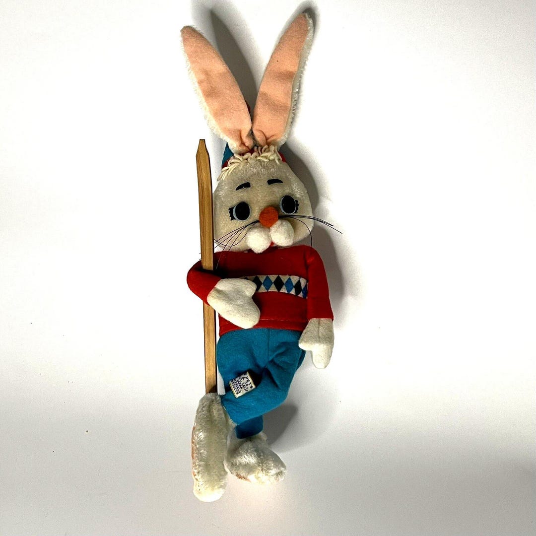Vintage 50s 60s Ski Bunny Rabbit 12