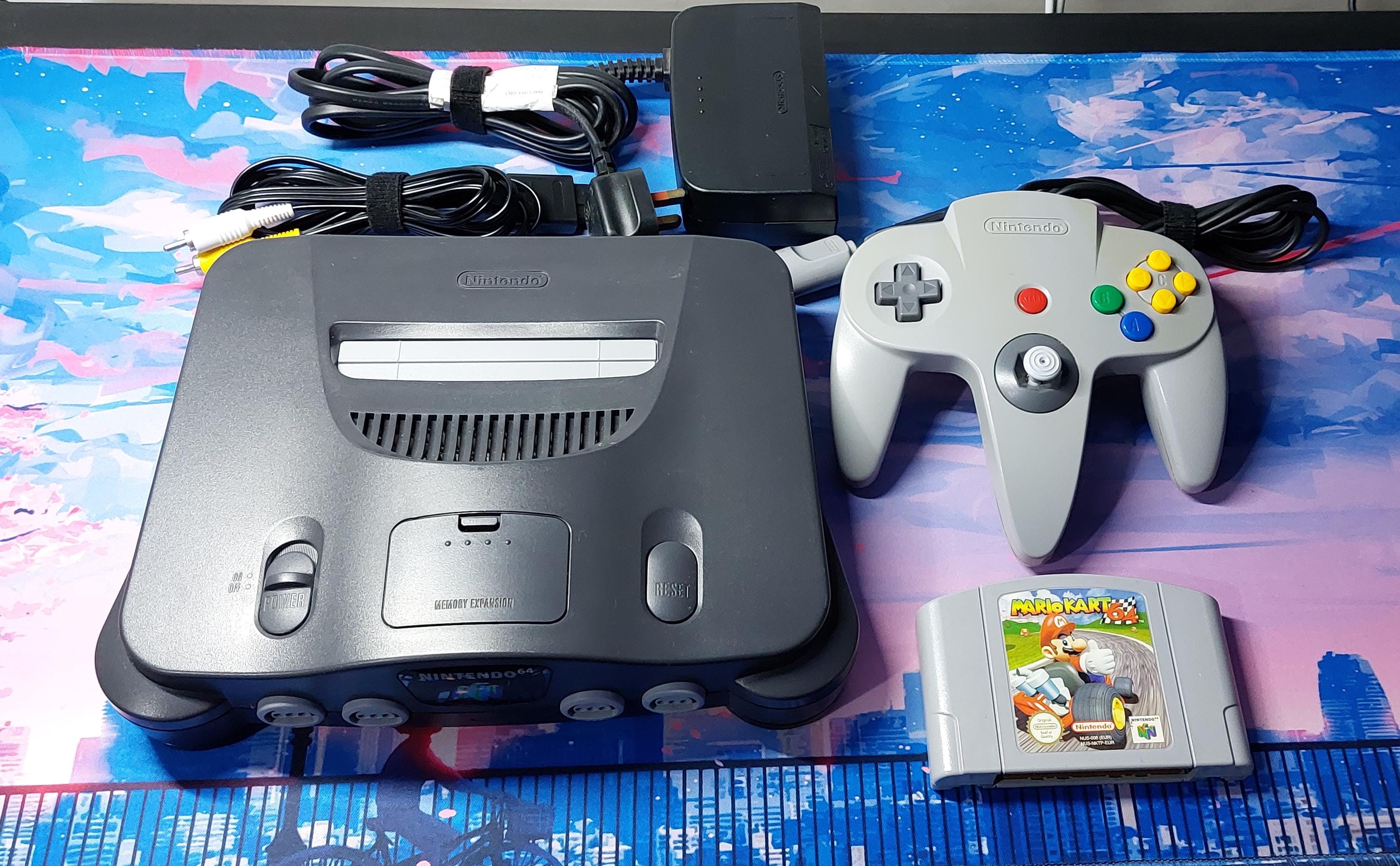 Rare Vintage Nintendo N64 Console NUS-001 (EUR) Bundle Lot