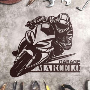 Letrero metálico personalizado de carreras de motos, letrero con nombre de motociclista personalizado, letrero de motocicleta Moto GP, regalo de cumpleaños, regalo para papá, regalo de Navidad para motociclistas