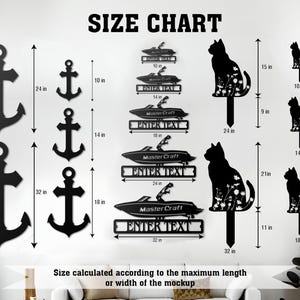 K&ouml;nnte beinhalten: Gr&ouml;&szlig;entabelle f&uuml;r verschiedene Metall-Gartenkunst-Designs, darunter Anker, Katzen und Boote. Die Tabelle zeigt die Abmessungen jedes Designs in Zoll. Die Designs sind alle aus schwarzem Metall und weisen komplizierte Details auf.