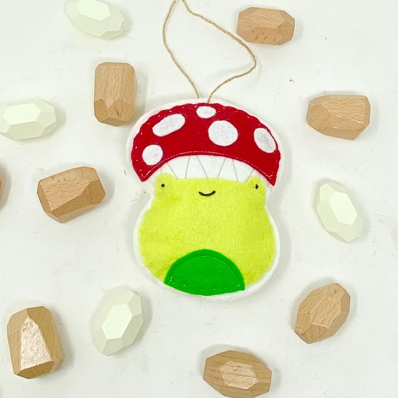 Handmade Felt Frog with Mushroom Hat Christmas Ornament image 4