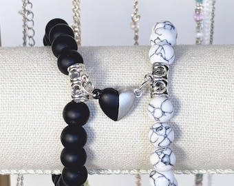 Couples Bracelet Set with Heart Magnets - Perfect Gift for Boyfriend Girlfriend - Relationships Bracelet - His Her Bracelet